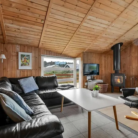 Med Indhegnet Terrasse Og Sauna Sj204 Сasa de vacaciones