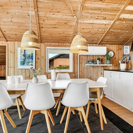 Med Indhegnet Terrasse Og Sauna Sj204 Harboør